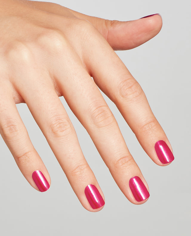 OPI 15 Minutes of Flame - H011