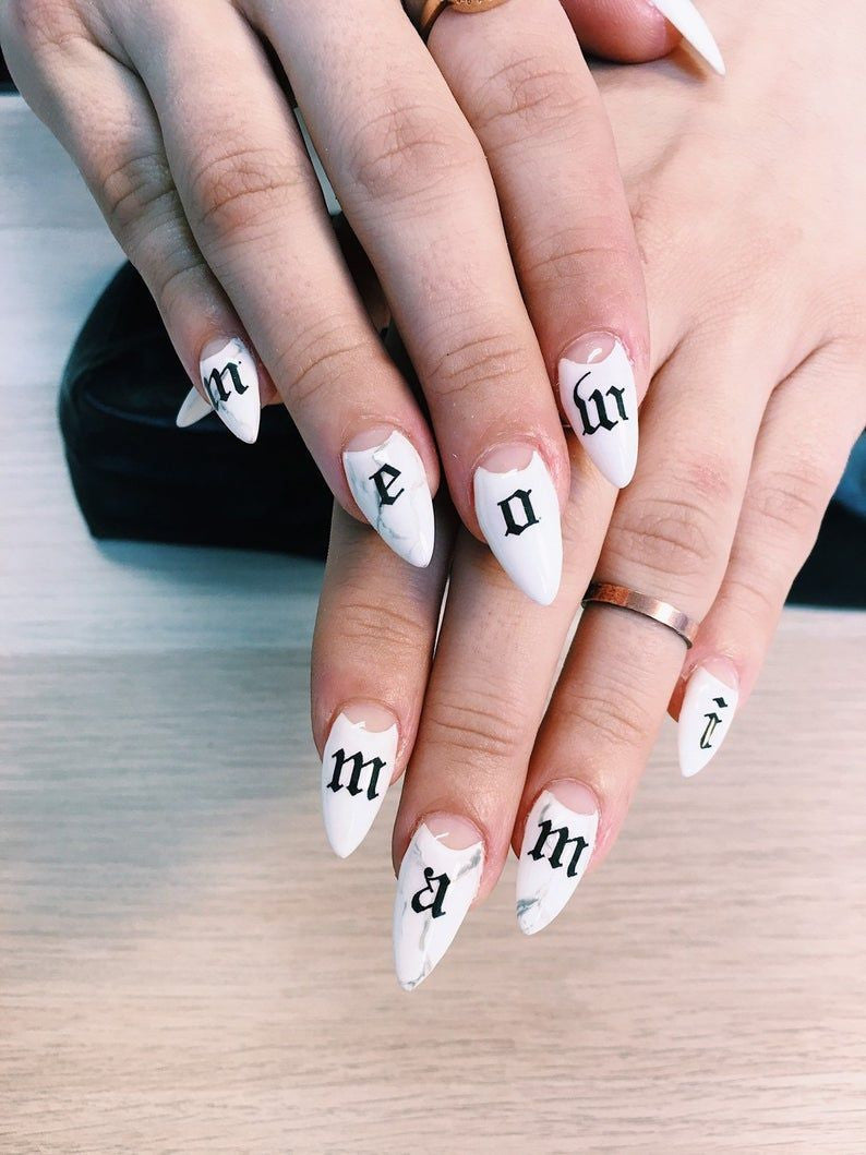 XF3262 - Letter Sticker (set of 24)