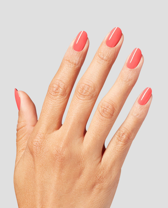 OPI Gel Color Bubblegum Goth GCF030